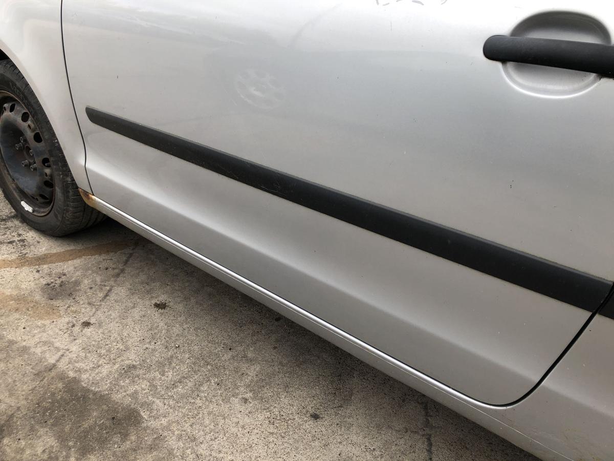 VW Polo 9N3 T&uuml;r vorn links 3-t&uuml;rer Fahrert&uuml;r Rohbau LA7W Reflexsilber Metallic