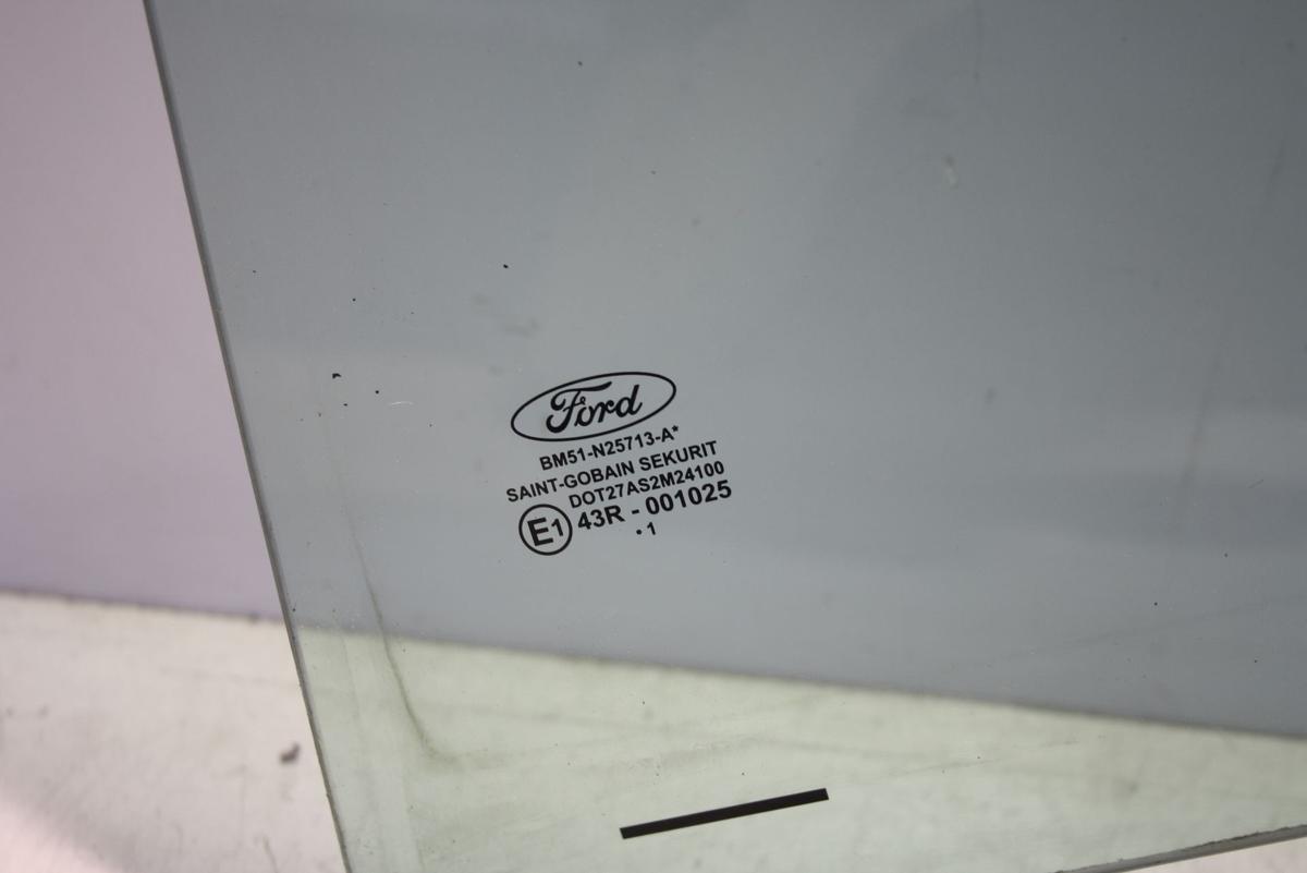 Ford Focus MK3 Turnier original Türscheibe hinten links Fenster Bj 2011