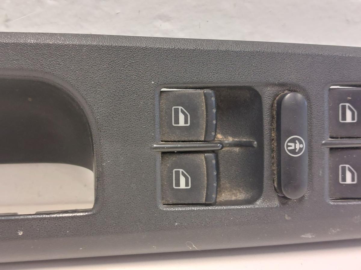 Skoda Octavia 1U Schalter Fensterheber Fensterheberschalter vorn links 4 fach