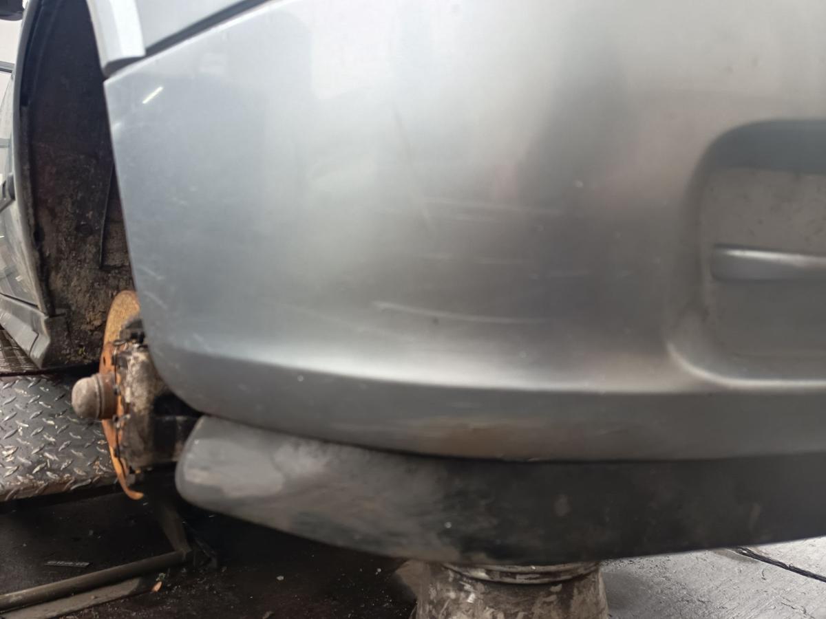 Opel Astra G Caravan Bj 2003 Facelift original Stoßfänger vorn Z163 Silber