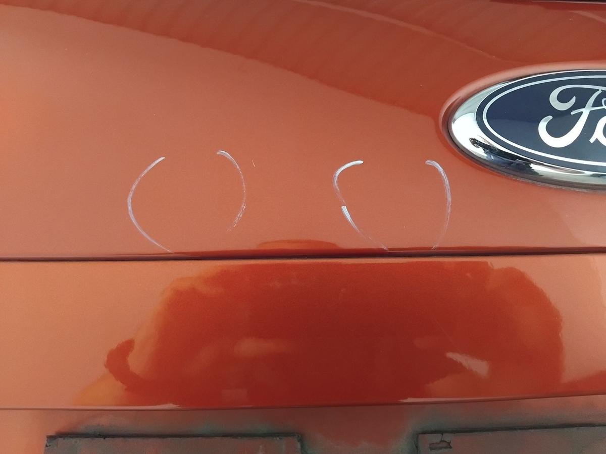 Ford S-Max 1 WA6 Heckklappe tangorotmetallic mit Scheibe dunkel BJ2008