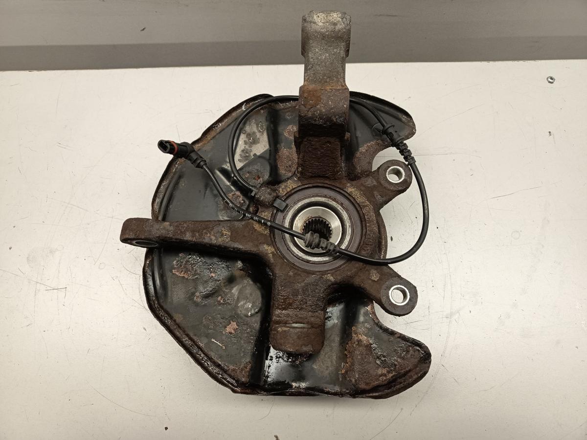 Mercedes A Klasse W169 orig Achsschenkel vorne rechts 1.5l 70kW Benzin Automatik