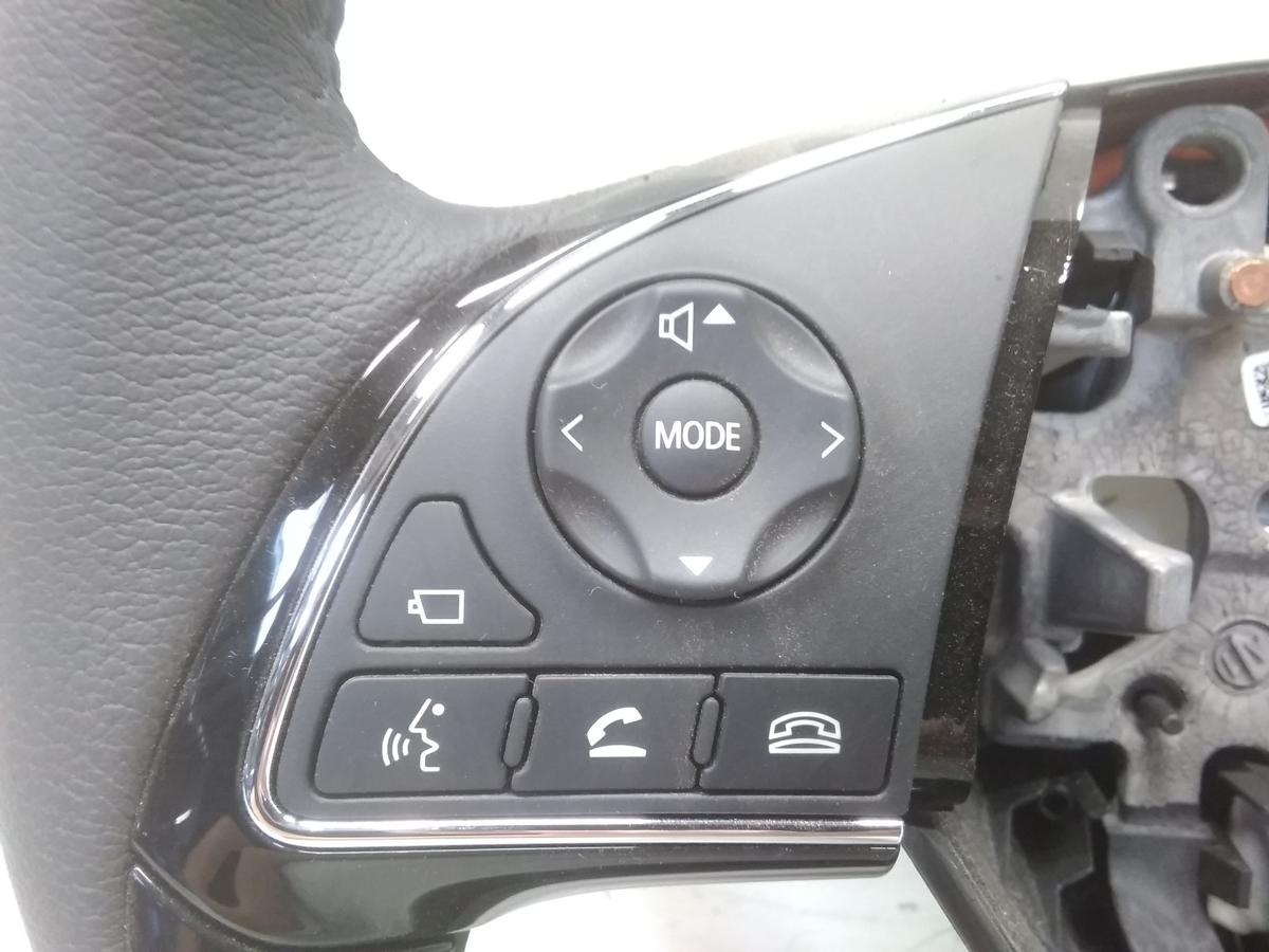 Mitsubishi Eclipse Cross original Lenkrad Lederlenkrad 3-Speichen