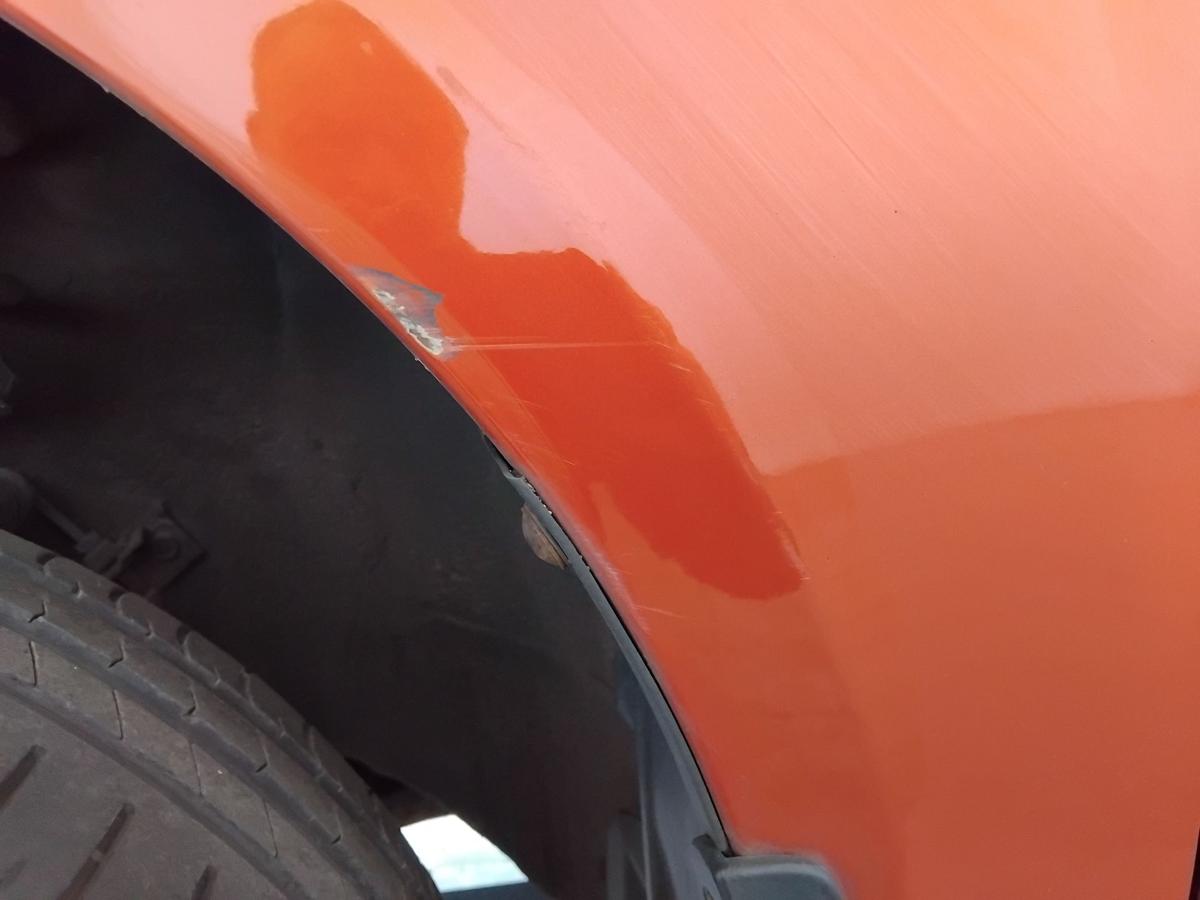 Hyundai Accent 3 MC original Kotfl&uuml;gel vorn links N8 Tango Red 3-t&uuml;rig BJ2007