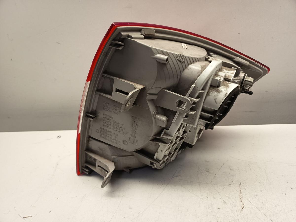 Skoda Rapid NH Flie&szlig;heck R&uuml;ckleuchte links Heck Schluss Licht 5JH945095 Bj 2015