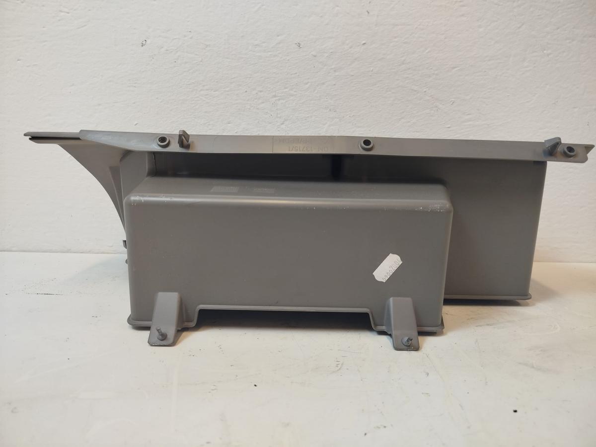 VW Crafter 35 2E Kasten Handschuhfach rechts Schalttafelkasten hellgrau