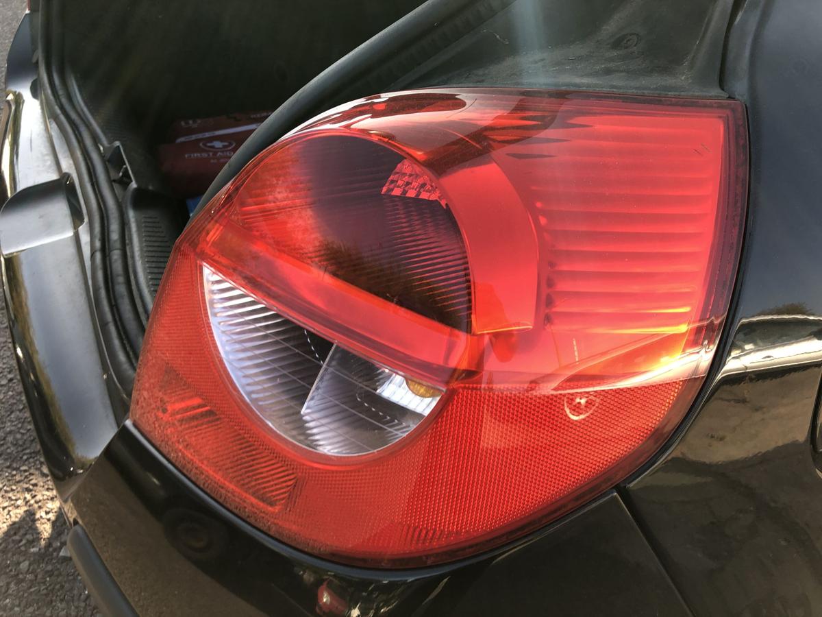 Renault Clio 3 III BR R&uuml;ckleuchte rechts R&uuml;cklicht Heckleuchte 3/5-t&uuml;rer bis 09