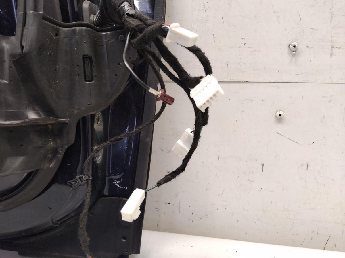 Tesla Model S original T&uuml;r vorn links Fahrert&uuml;r PMMB pacificblue BJ2014