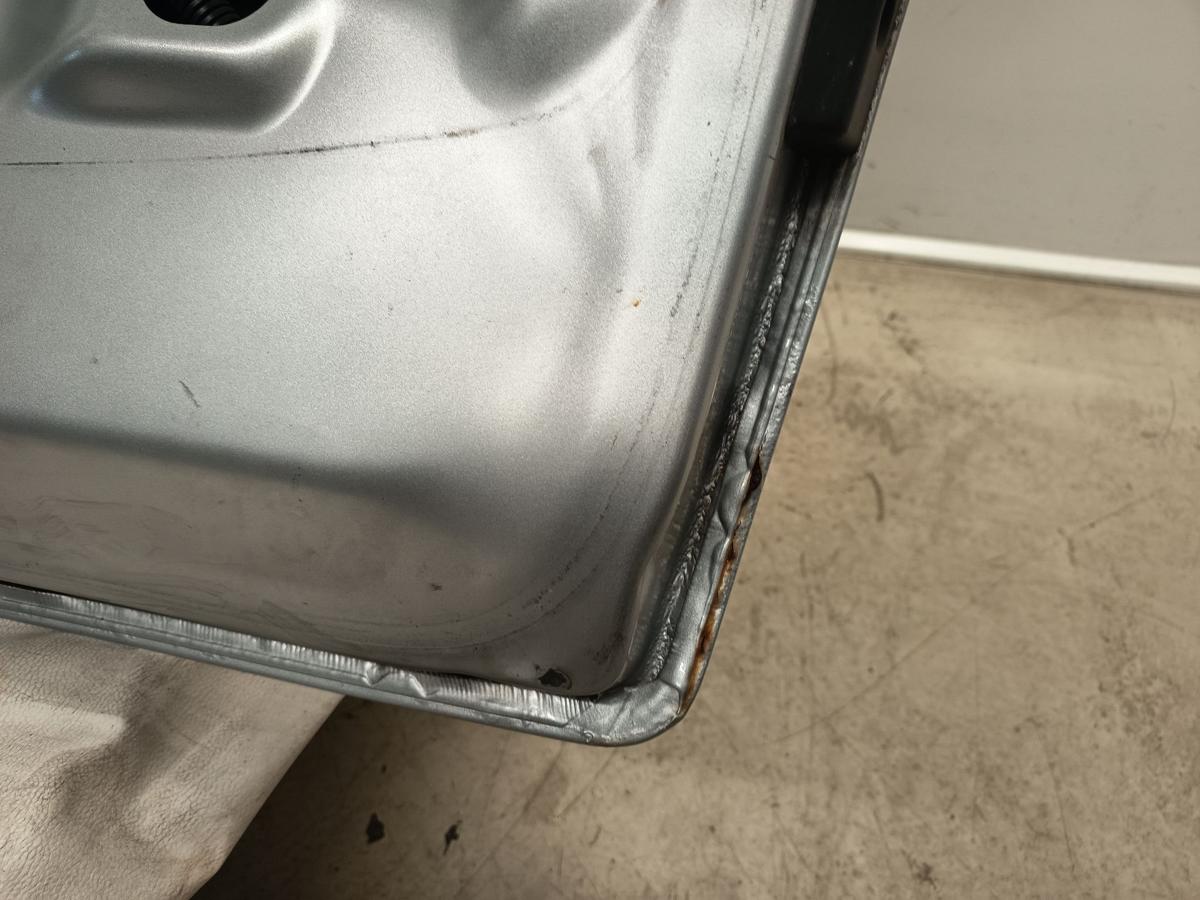 Citroen C3 Bj 2003 original Heckklappe mit Scheibe EZR Aluminium Grau Metallic Citroen C3 Bj 2003 original Heckklappe mit Scheibe EZR Aluminium Grau Metallic