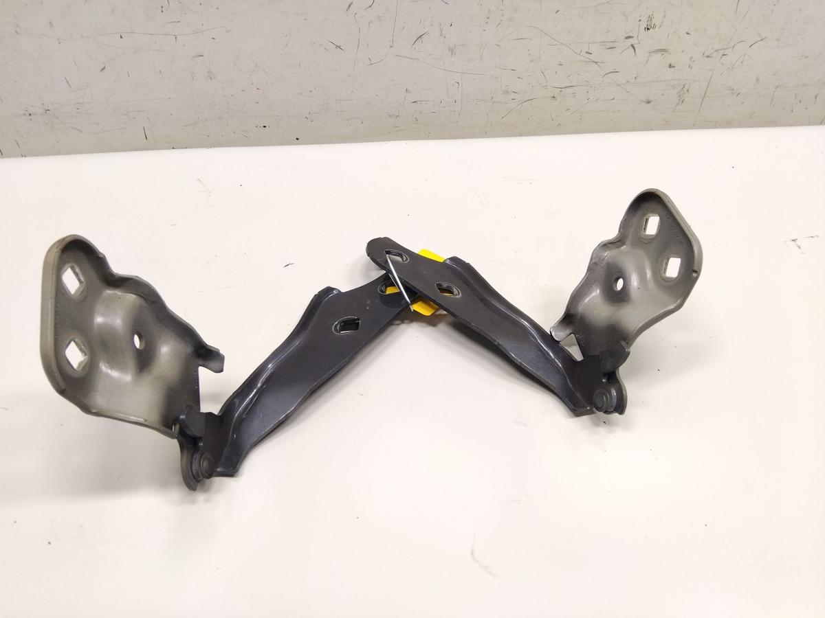 Tesla Model 3 original Satz Motorhaubenscharniere unfallfrei Bj.2021