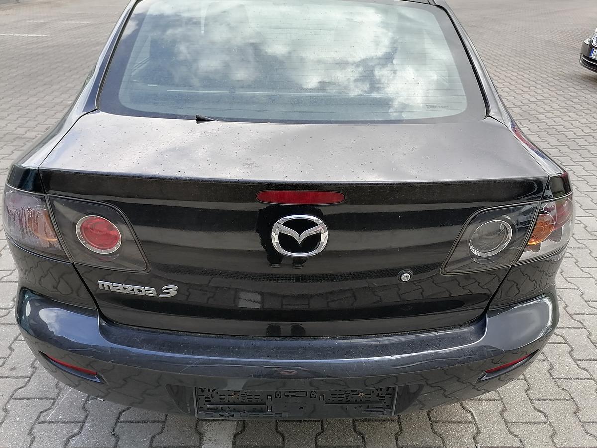 Mazda 3 BK Rücklicht links innen Stufenheck Rückleuchte Heckleuchte BJ03-06