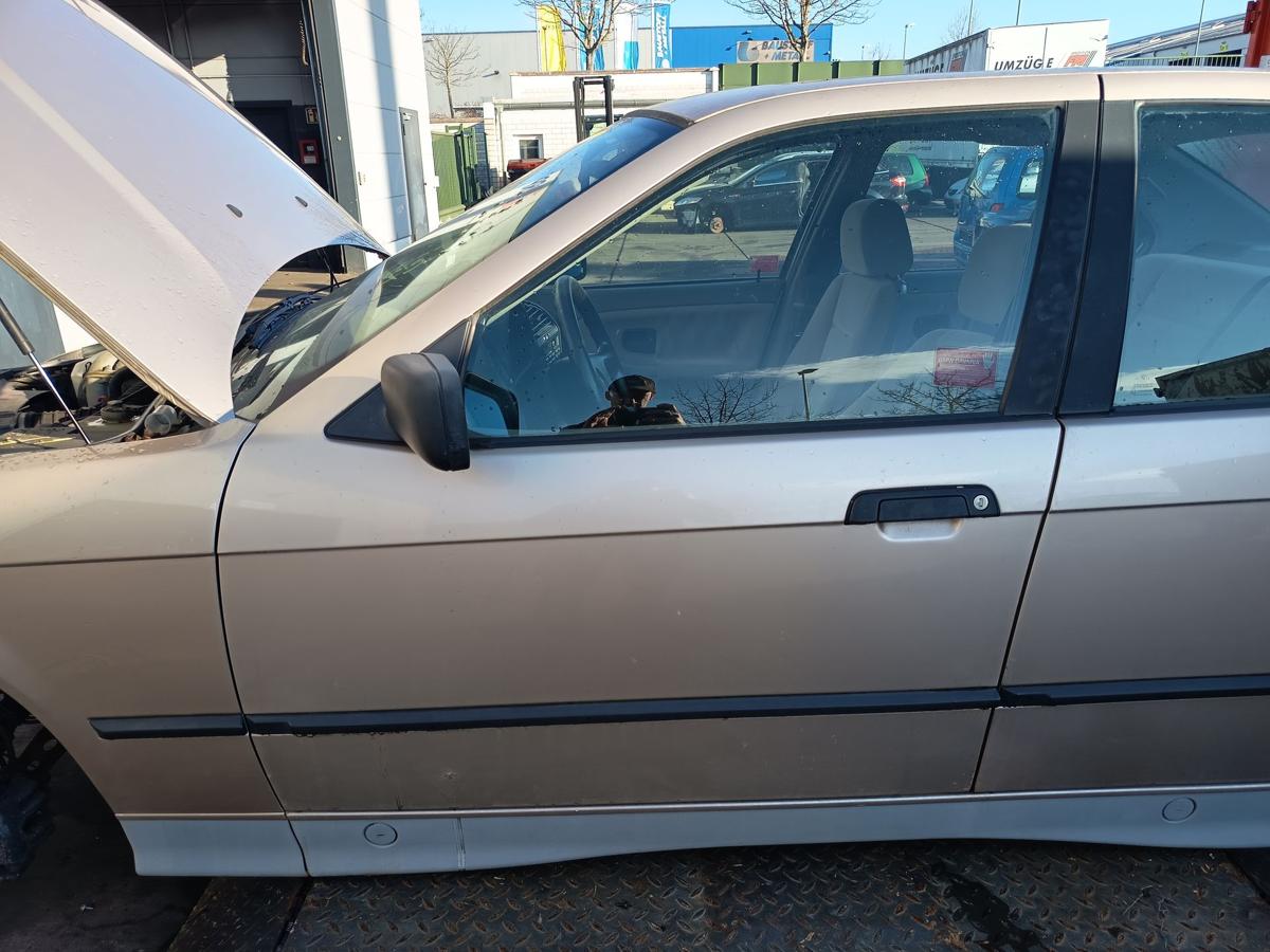 BMW 3er E36 Limousine original T&uuml;r vorn links Fahrer 301 Kaschmirbeige Bj 1992