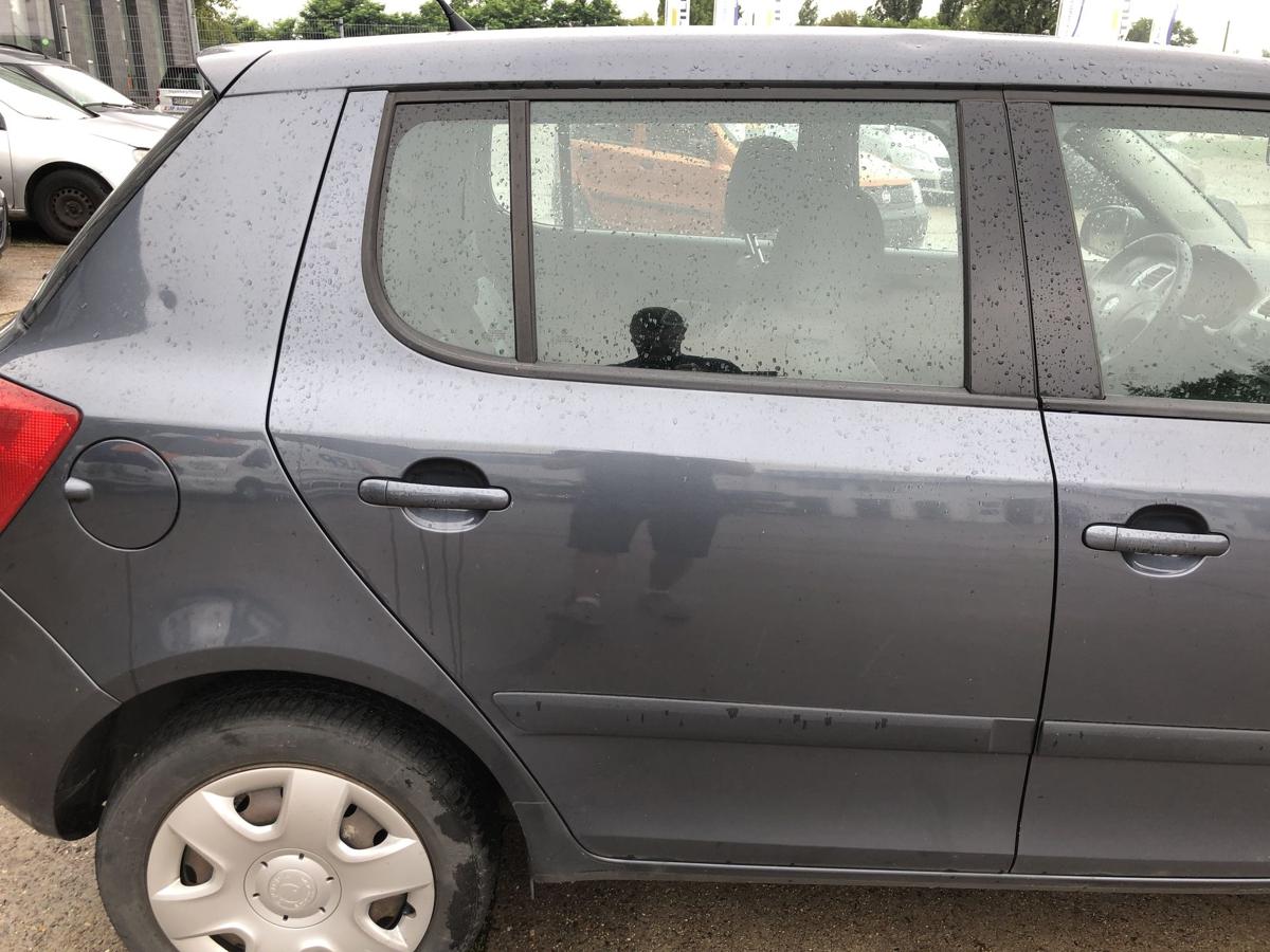 Skoda Fabia 2 5J Tür hinten rechts Fondtür LF8J Anthracite Grey Met Rohbau