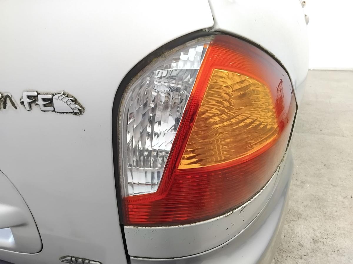 Hyundai Santa Fe SM original Rückleuchte Schlussleuchte rechts BJ2003
