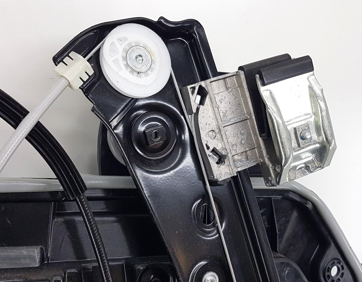 Tesla Model Y Fensterheber vorn rechts Bj22 149550900E 152680500B OHNE Motor