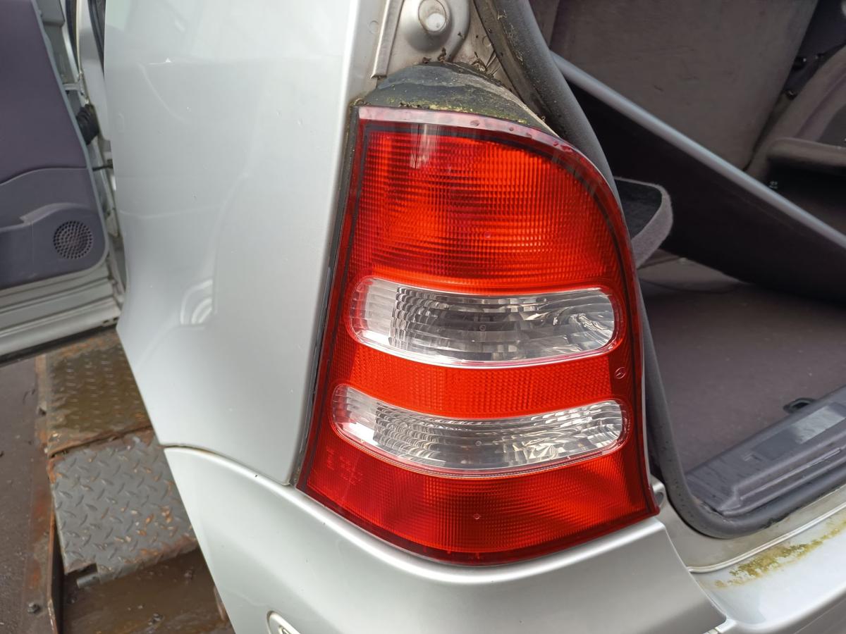 Mercedes W168 Mopf original R&uuml;ckleuchte links Heck Schluss Licht Bj 2001