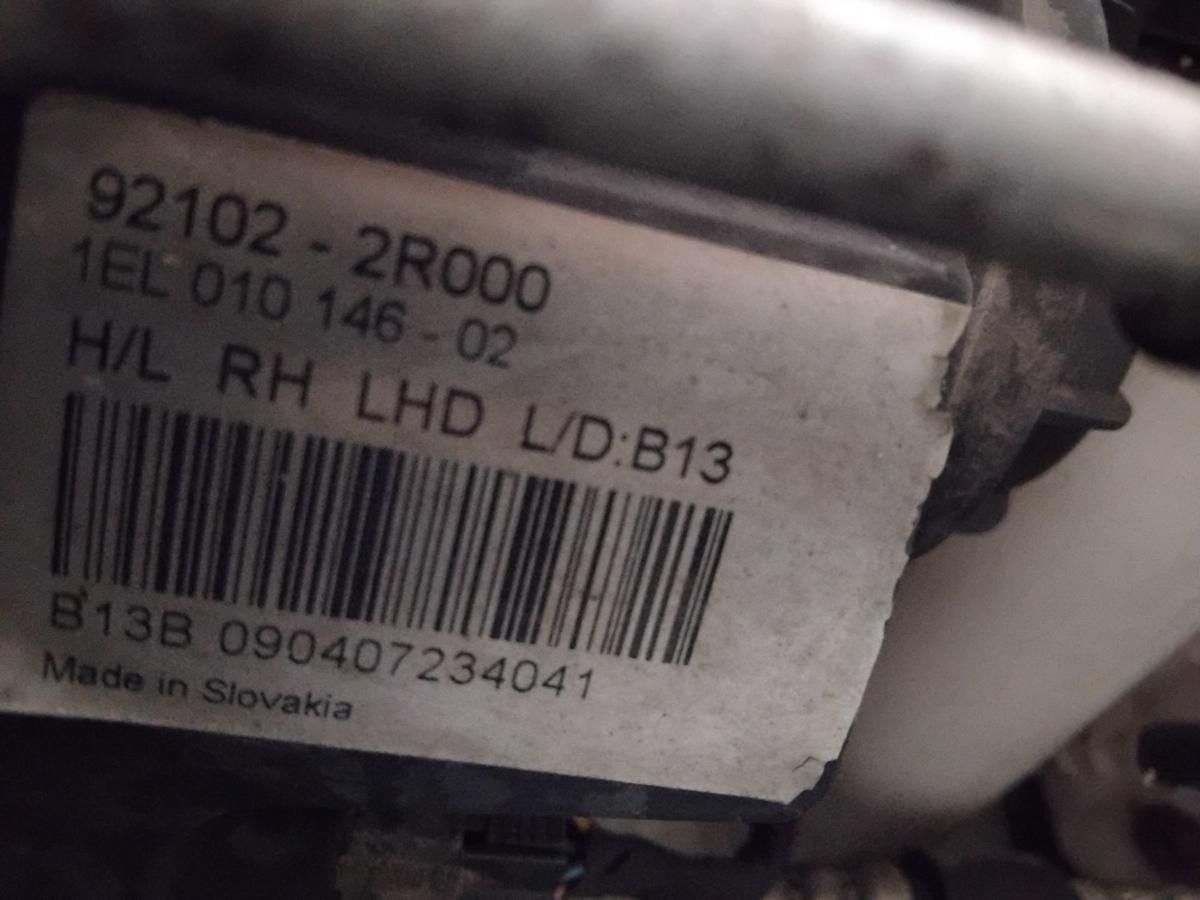 Hyundai i30 CW Kombi FD original Scheinwerfer rechts mit LWR BJ2010