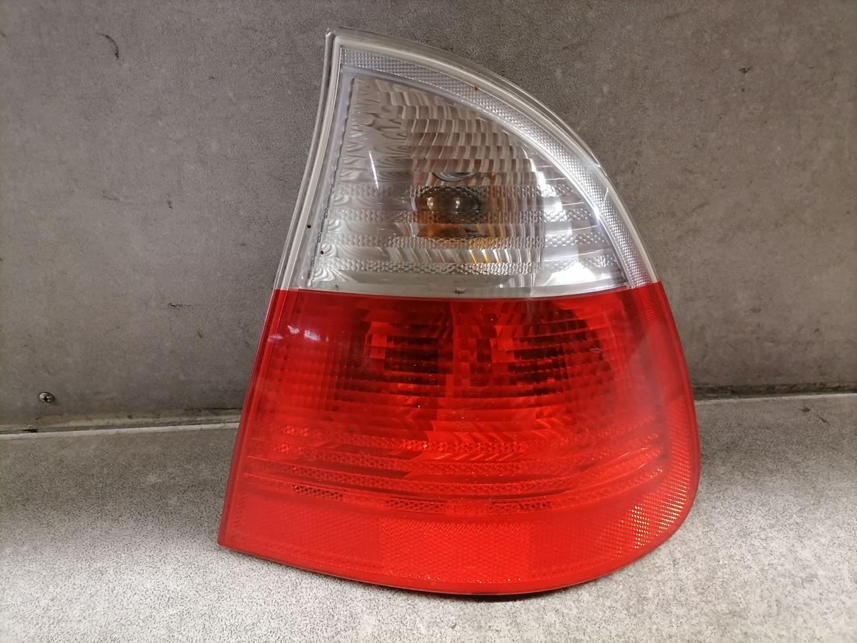 BMW E46 Touring Rückleuchte Rücklicht außen links BJ 01-05 rot weiß