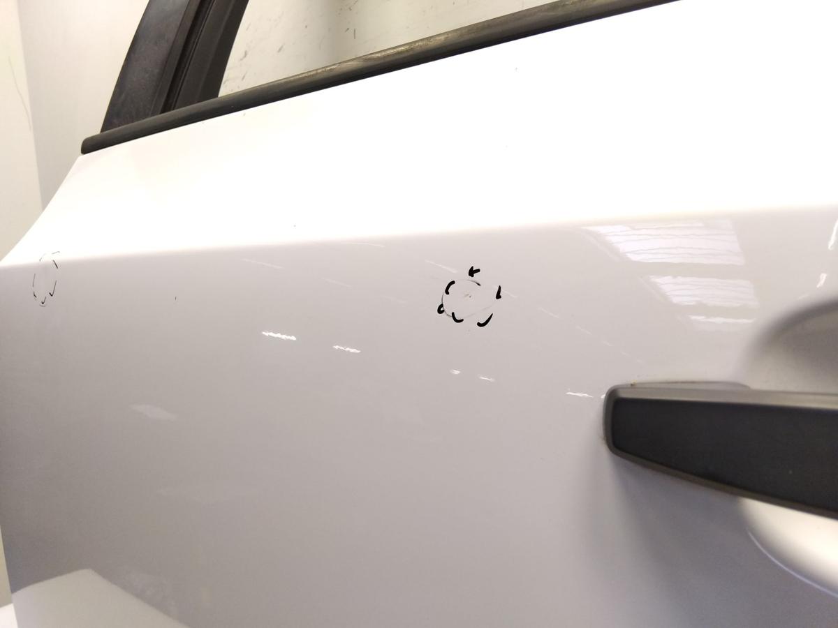 Chevrolet Cruze J300 Tür hinten links GAZ Olympic White 4türig Limo BJ2011