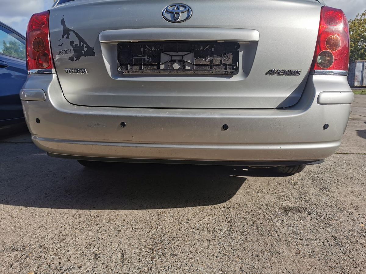Toyota Avensis T25 Kombi Stossfänger Stossstange Bumper hinten 1C0 RadiantSilver