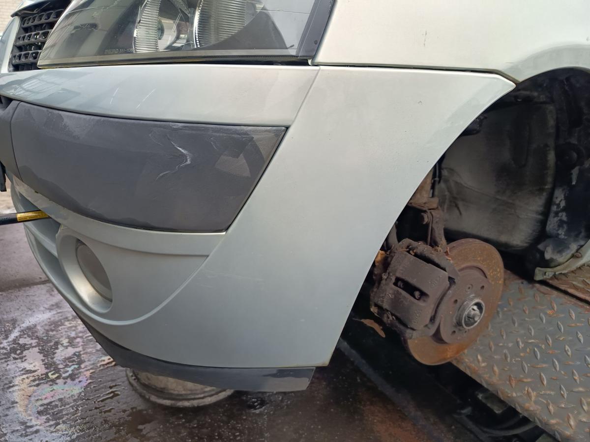 Renault Clio II original Sto&szlig;stange vorne MV632 Grey Boreal Baujahr 2001