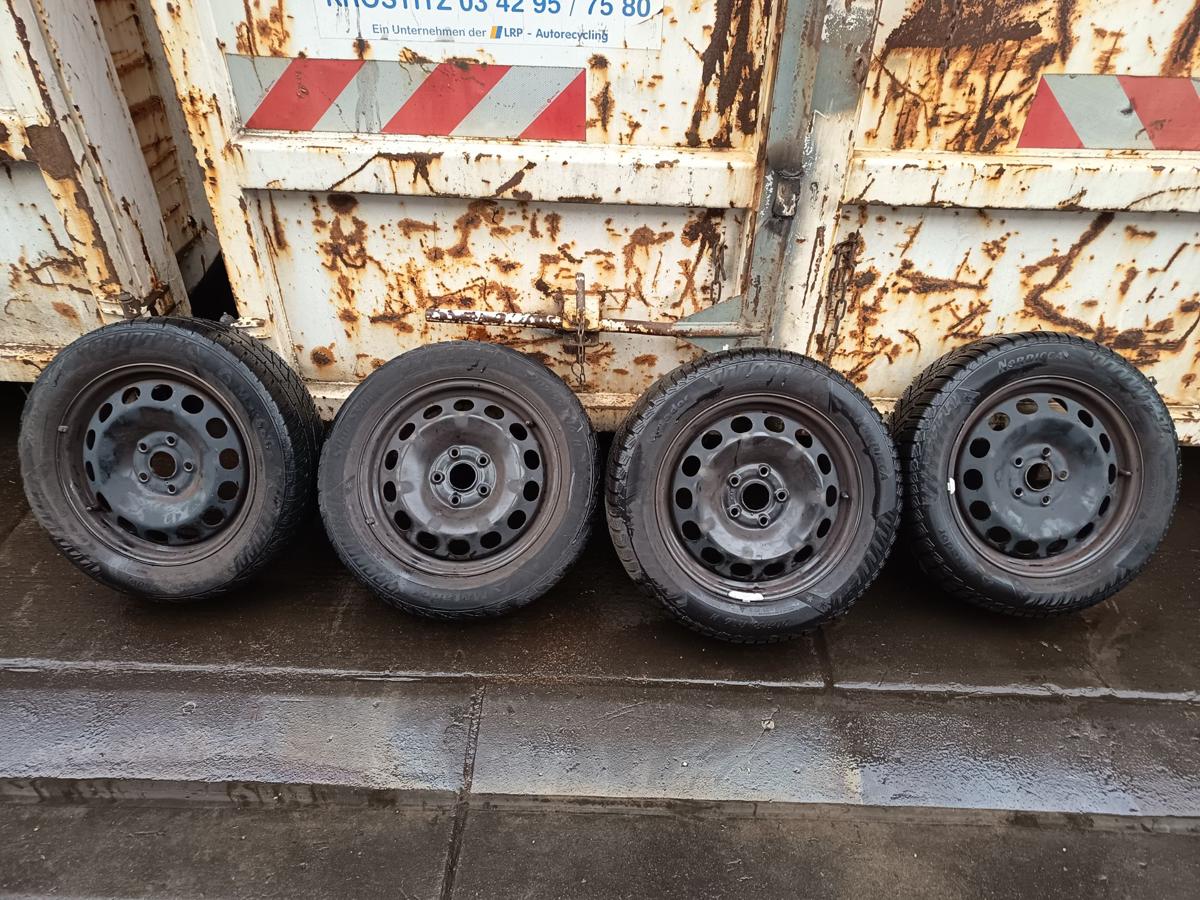 VW Golf Plus 5M Satz Stahlfelgen 6x16 ET50 OHNE Reifen Bj 2006