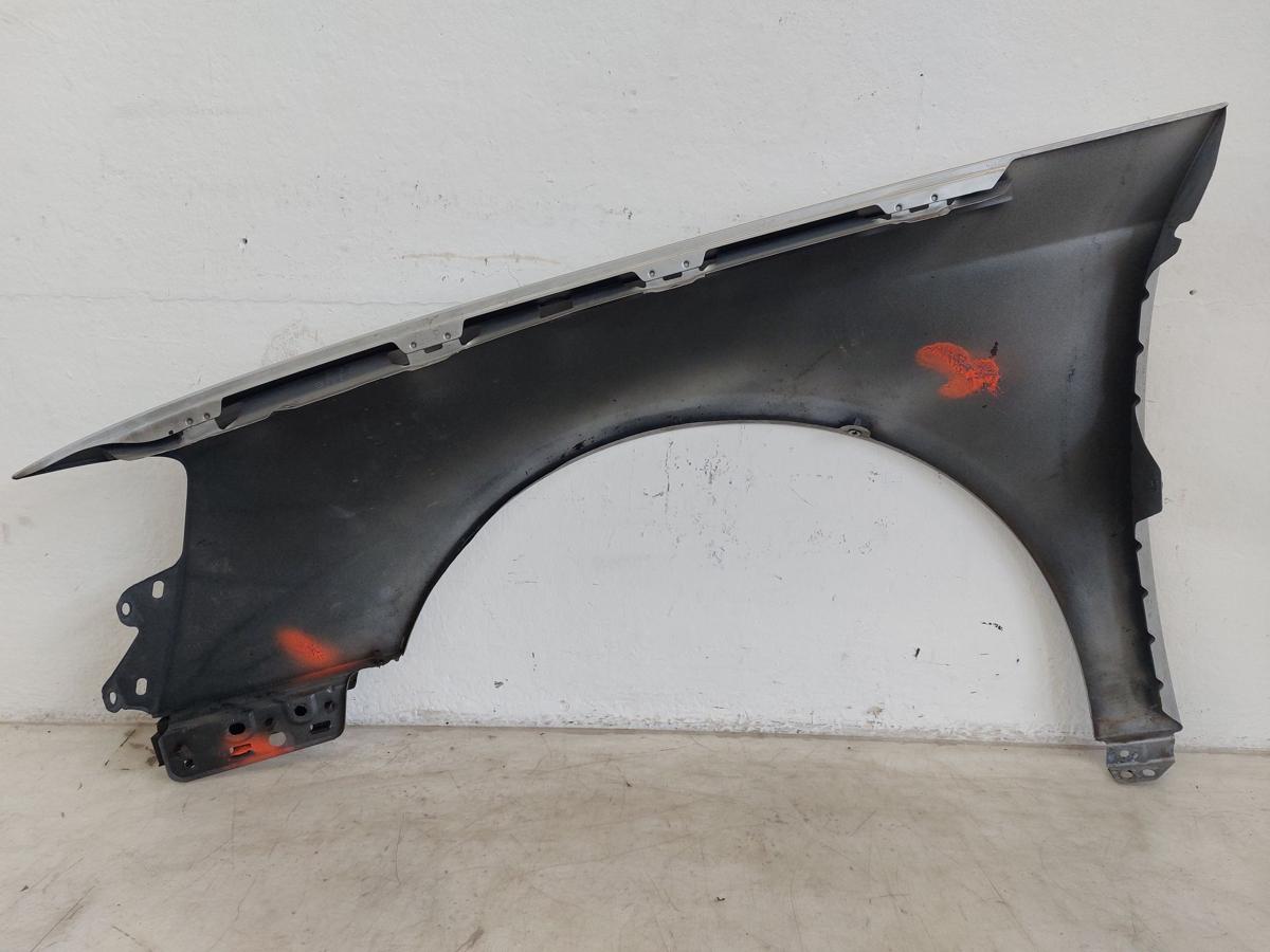 VW Passat 3C B6 Kotfl&uuml;gel vorn rechts Beifahrerseite LA7W Reflexsilber OE