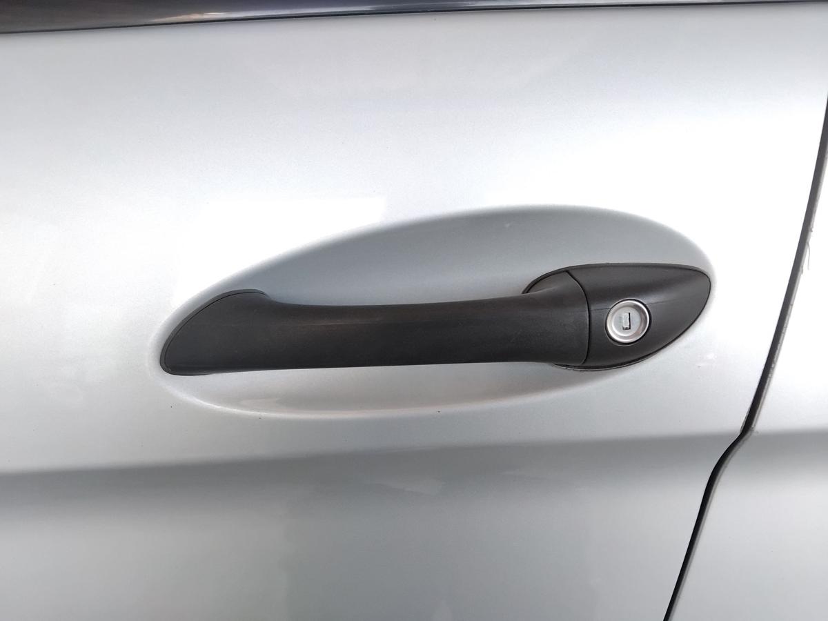 Mercedes B-Klasse W245 T&uuml;r vorn links Fahrert&uuml;r 761 polarsilbermetallic BJ2008