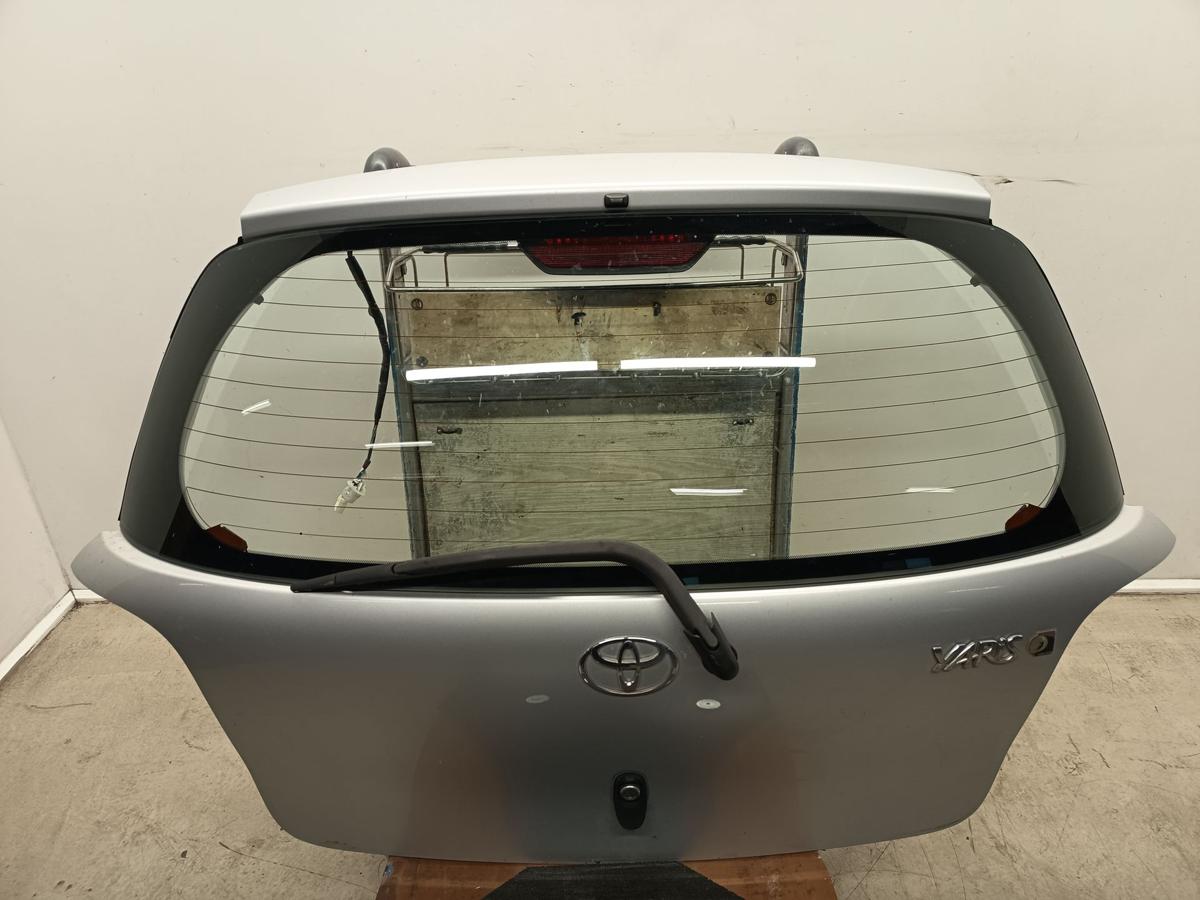 Toyota Yaris XP10 orig Heckklappe mit Scheibe 3trg Kofferraum 199 Siber Bj 2000