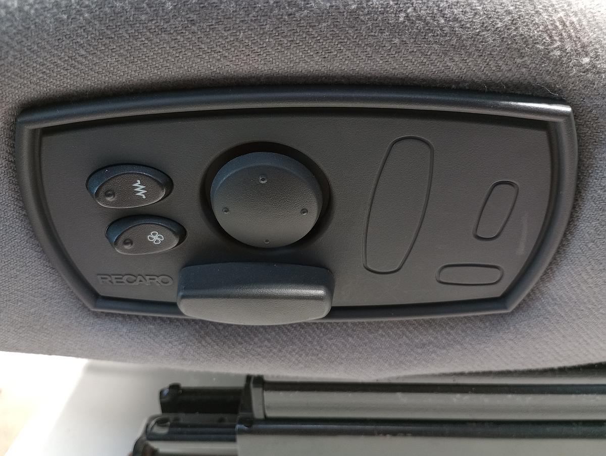 Volvo S80 orig Sitz vorne links Recaro elektr Sitzverstellung Bj 2002