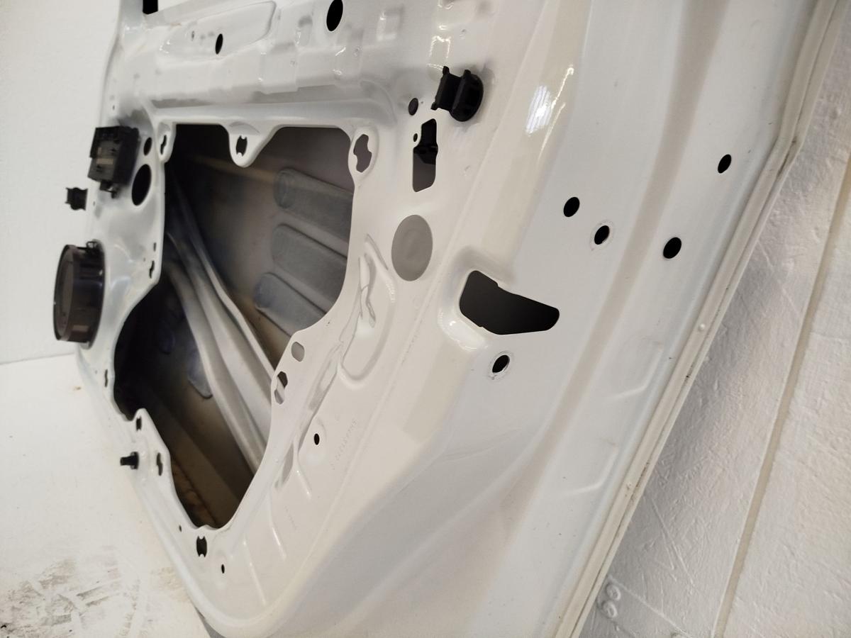 VW Golf 8 VIII CD Variant T&uuml;r vorn rechts Beifahrert&uuml;r Rohbau besch&auml;digt L0K1