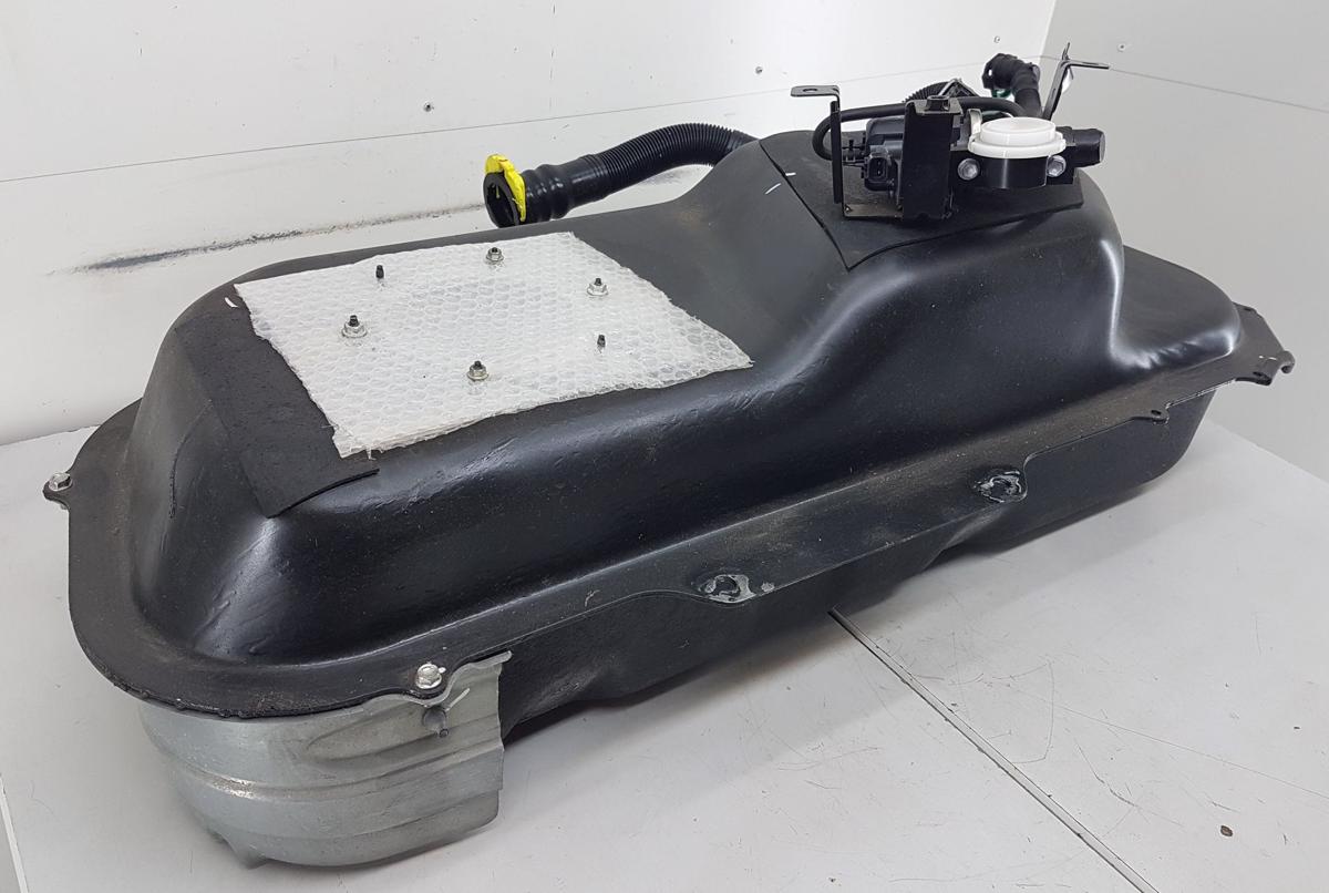 Mitsubshi Eclipse Cross Kraftstofftank Kraftstoffbeh&auml;lter Bj2023 2,4 72kw Hybrid