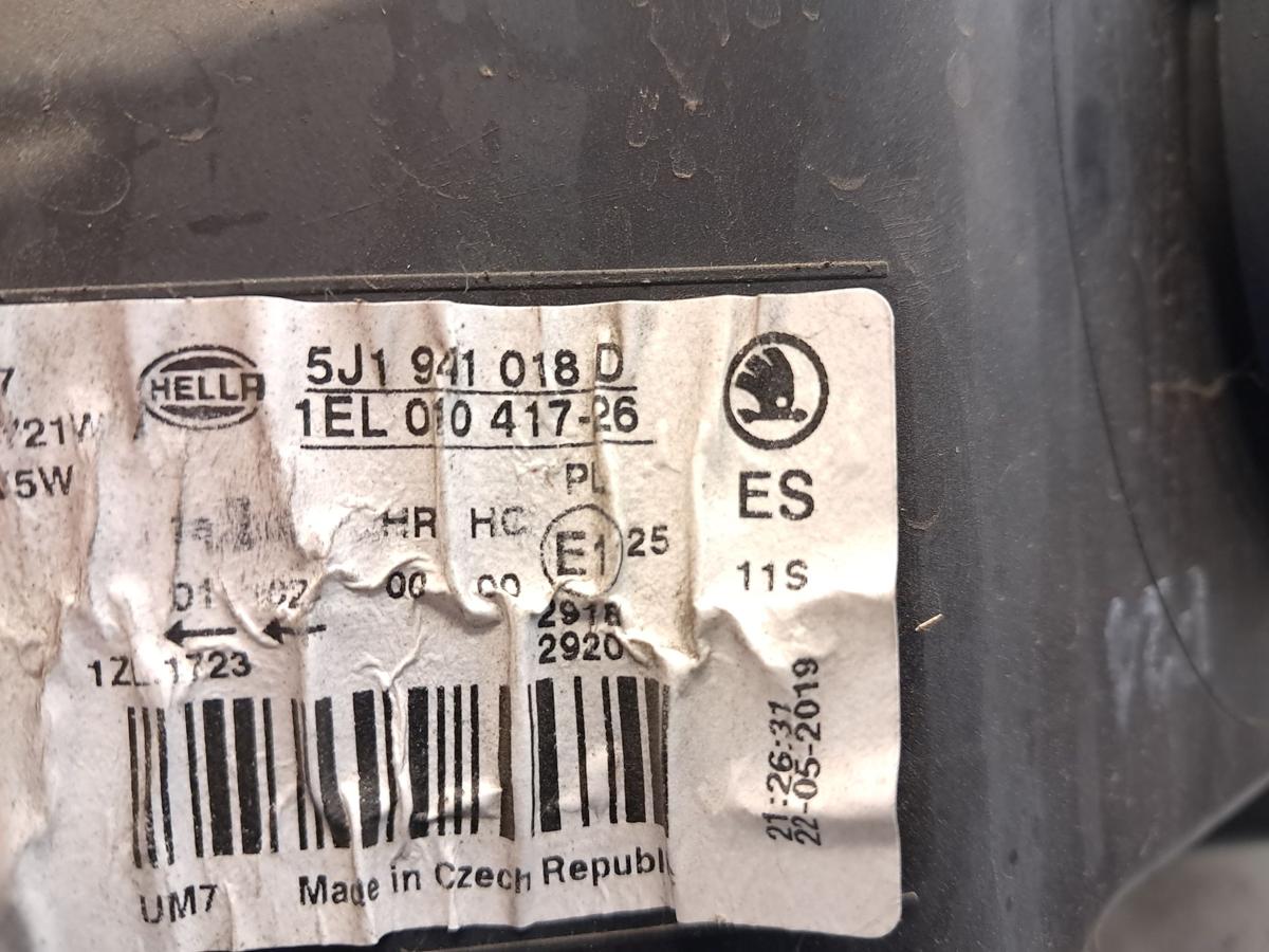 Skoda Fabia 2 5J Facelift original Scheinwerfer rechts Halogen Ellipsoid BJ2013