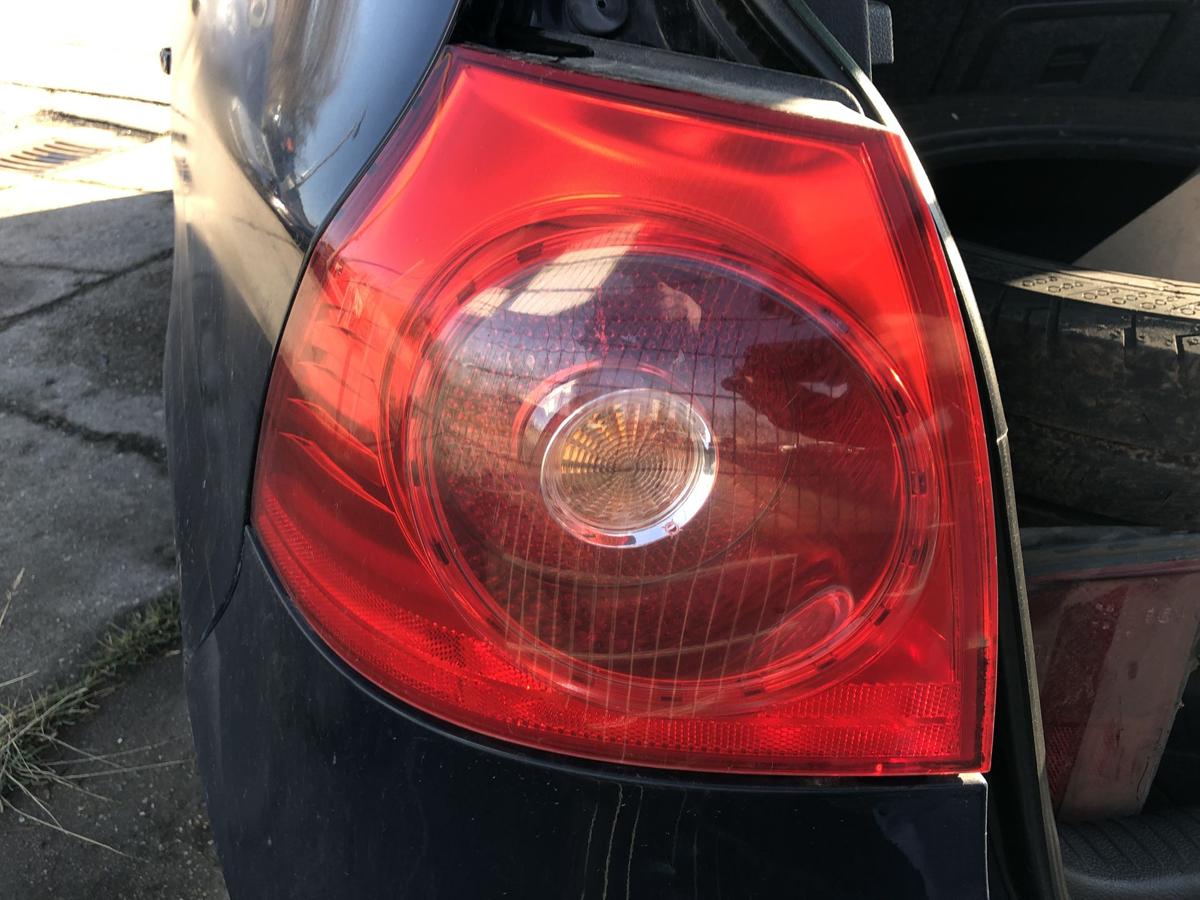 VW Golf 5 V 1K R&uuml;ckleuchte links au&szlig;en Ecke R&uuml;cklicht Heckleuchte 3/5 t&uuml;rer