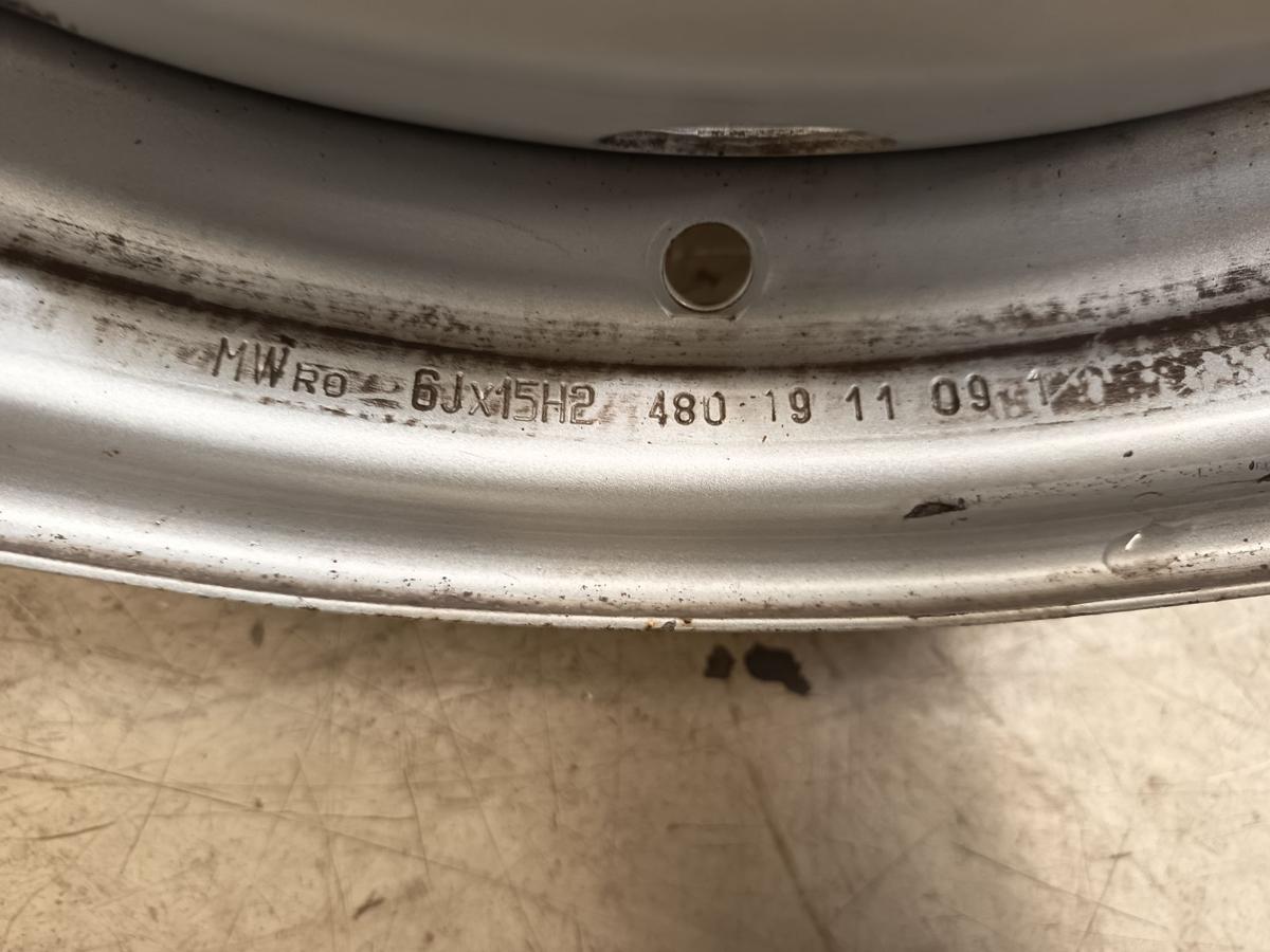 Dacia Sandero Baujahr 2009 Original Stahlfelgen Satz 6Jx15 ET 43