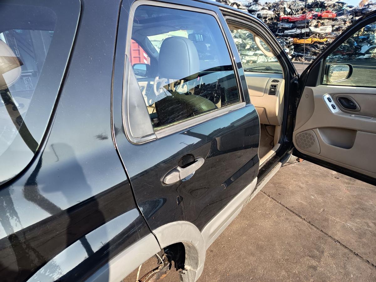Ford Maverick II original T&uuml;r hinten rechts Fond Ebonyschwarz Bj 2005