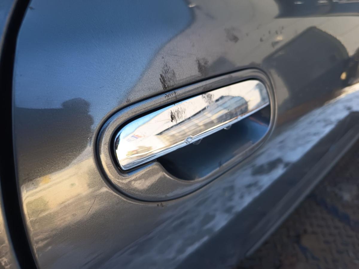 Volvo V40 original T&uuml;rgriff aussen hinten rechts Fond Chrom Bj 2001