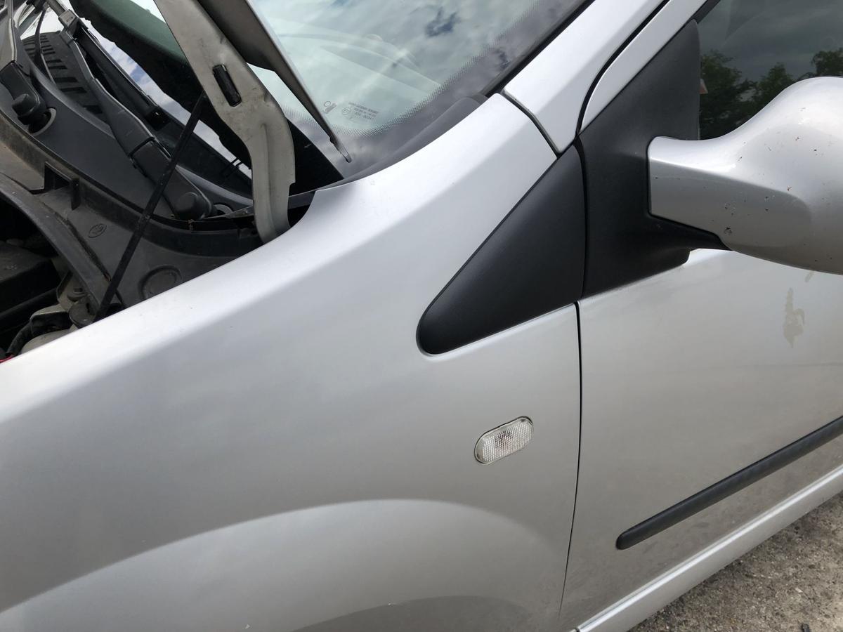 Renault Twingo 2 II Kotfl&uuml;gel vorn links Fahrerseite TED69 Gris Platine Met