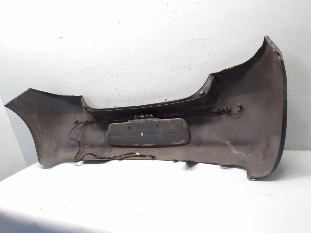 Toyota Yaris 2 original Stoßfänger Stoßstange hinten mit PDC Bj.2008