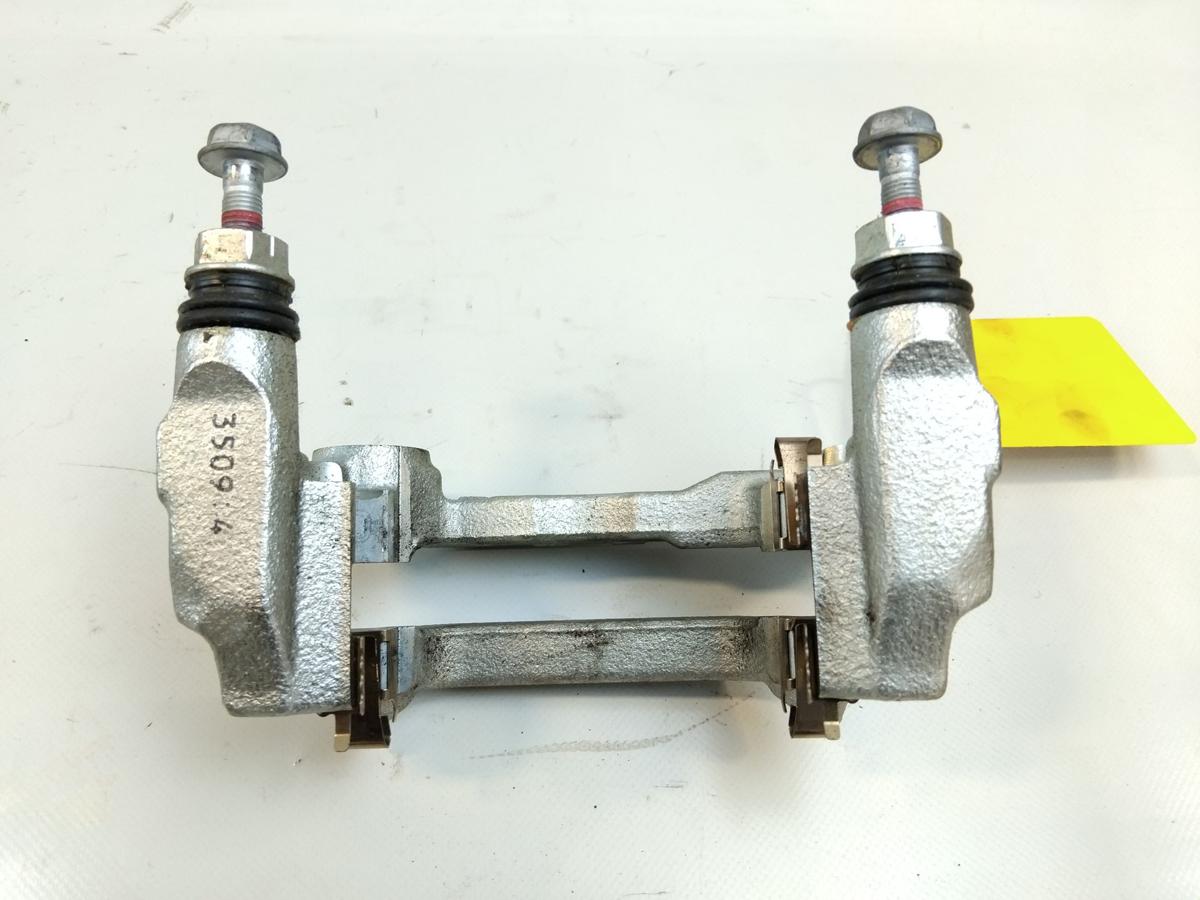 Mitsubishi Eclipse Cross original Tr&auml;ger Bremssattel rechts hinten 2.4 72kw 4B12