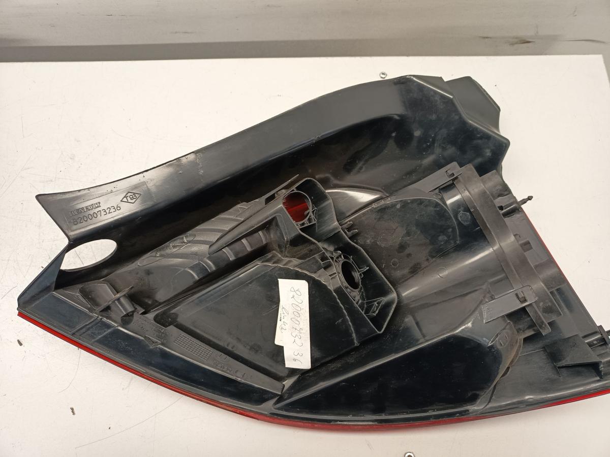 Renault Megane II 2 5trg Limo orig R&uuml;ckleuchte Heckleuchte links Bj 04