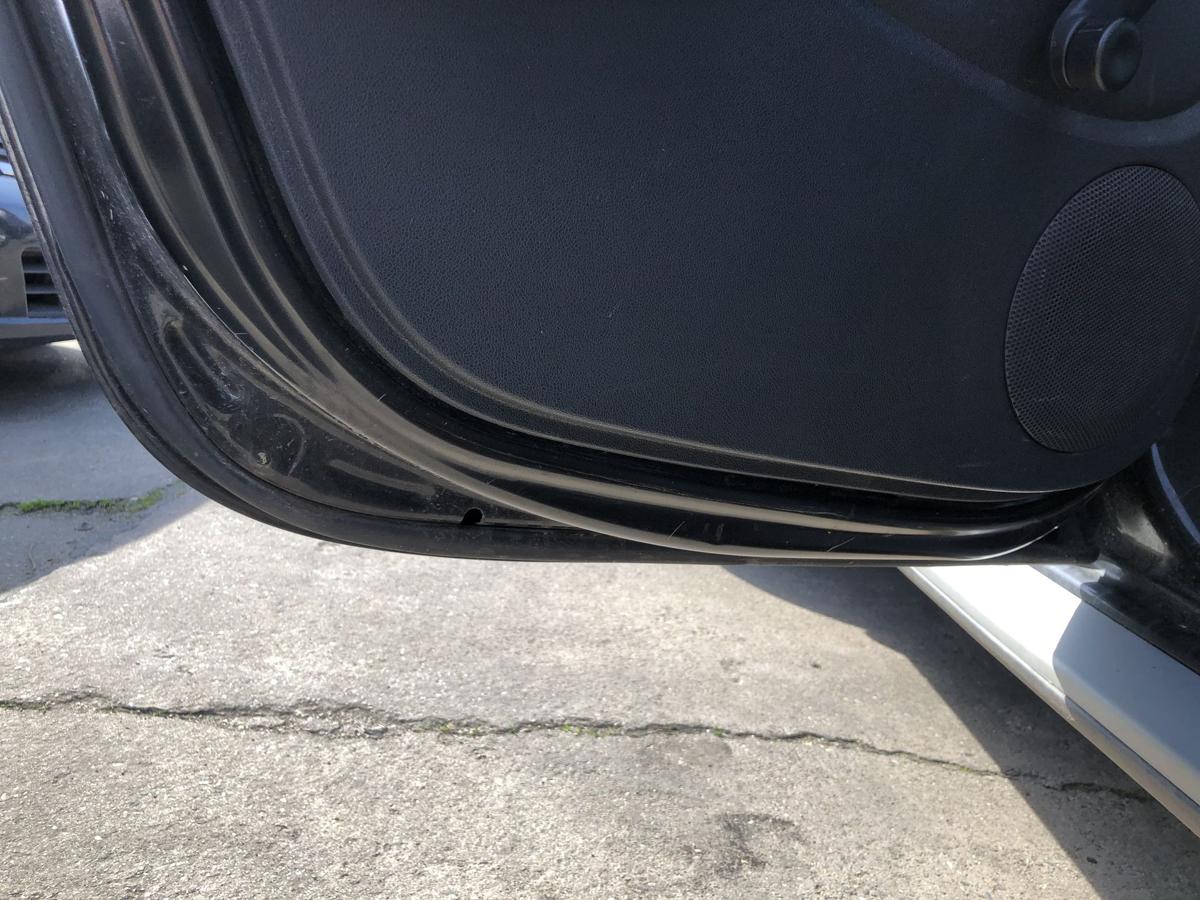 Dacia Duster 1 Typ HS T&uuml;r hinten links Fondt&uuml;r im Rohbau NV676 Noir Nacre