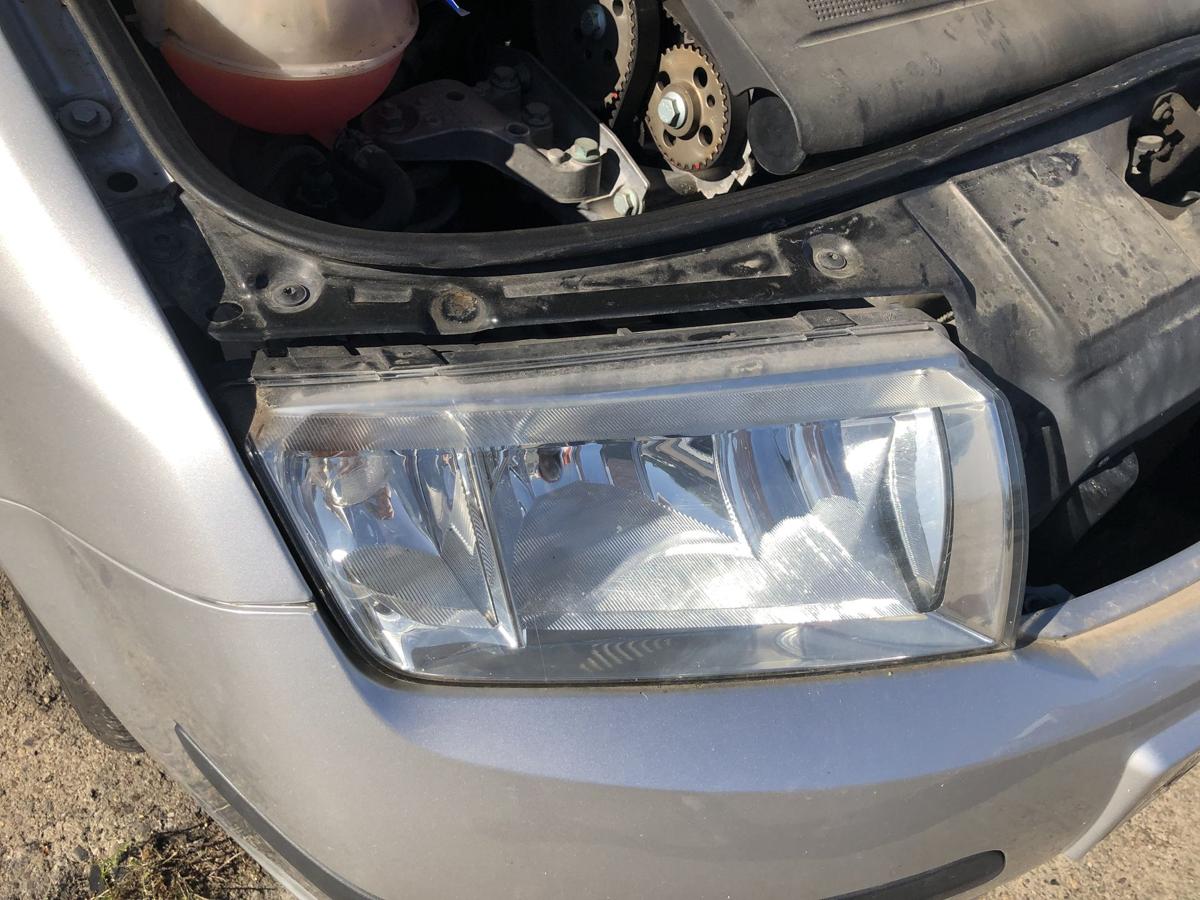Skoda Fabia 6Y Hella Scheinwerfer rechts Frontscheinwerfer Lampe OEM