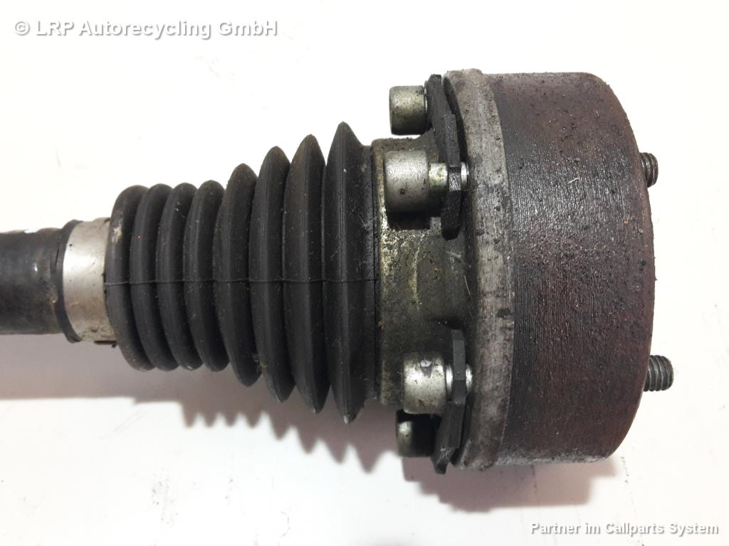 VW Passat 3C Antriebswelle Gelenkwelle hinten links 3C0501203 BJ2007