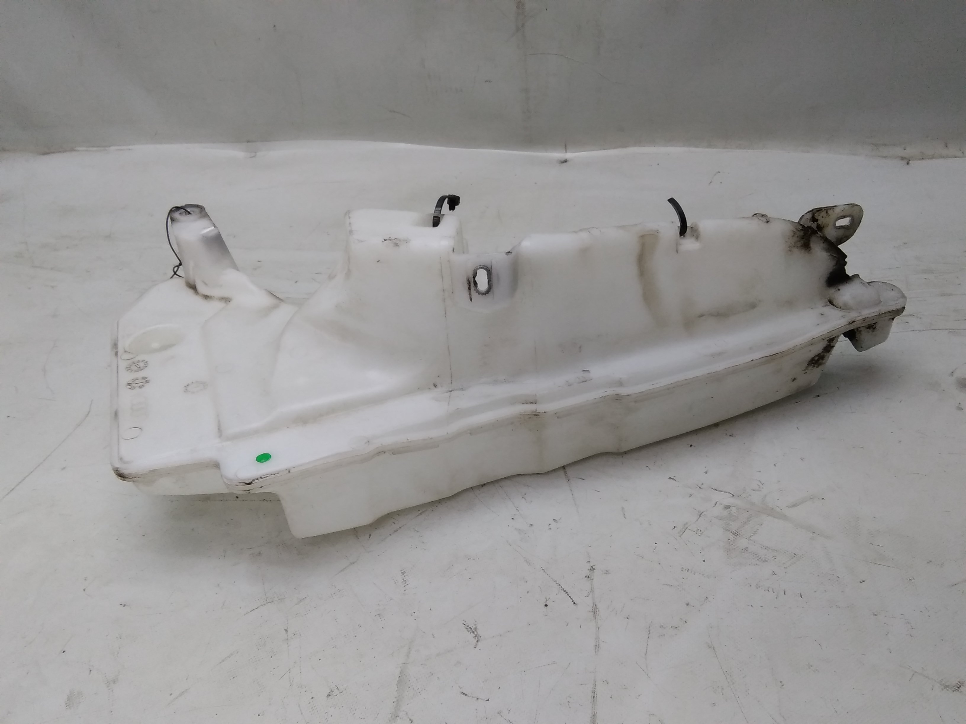 Audi A6 4F 4F0955453R Waschwasserbehälter original Kombi SWRA BJ2007