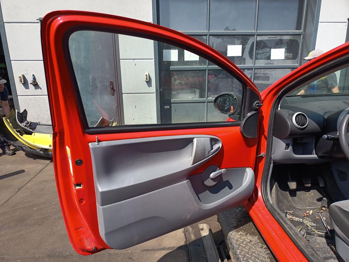 Peugeot 107 original Tür links Fahrer KJH Scarletrot Bj 2008