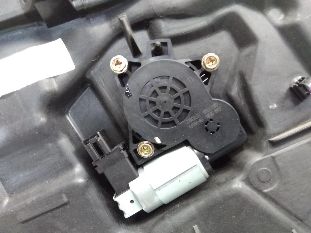 Mazda 6 Kombi GY original Fensterheber hinten links elektrisch BJ2004 mit Motor