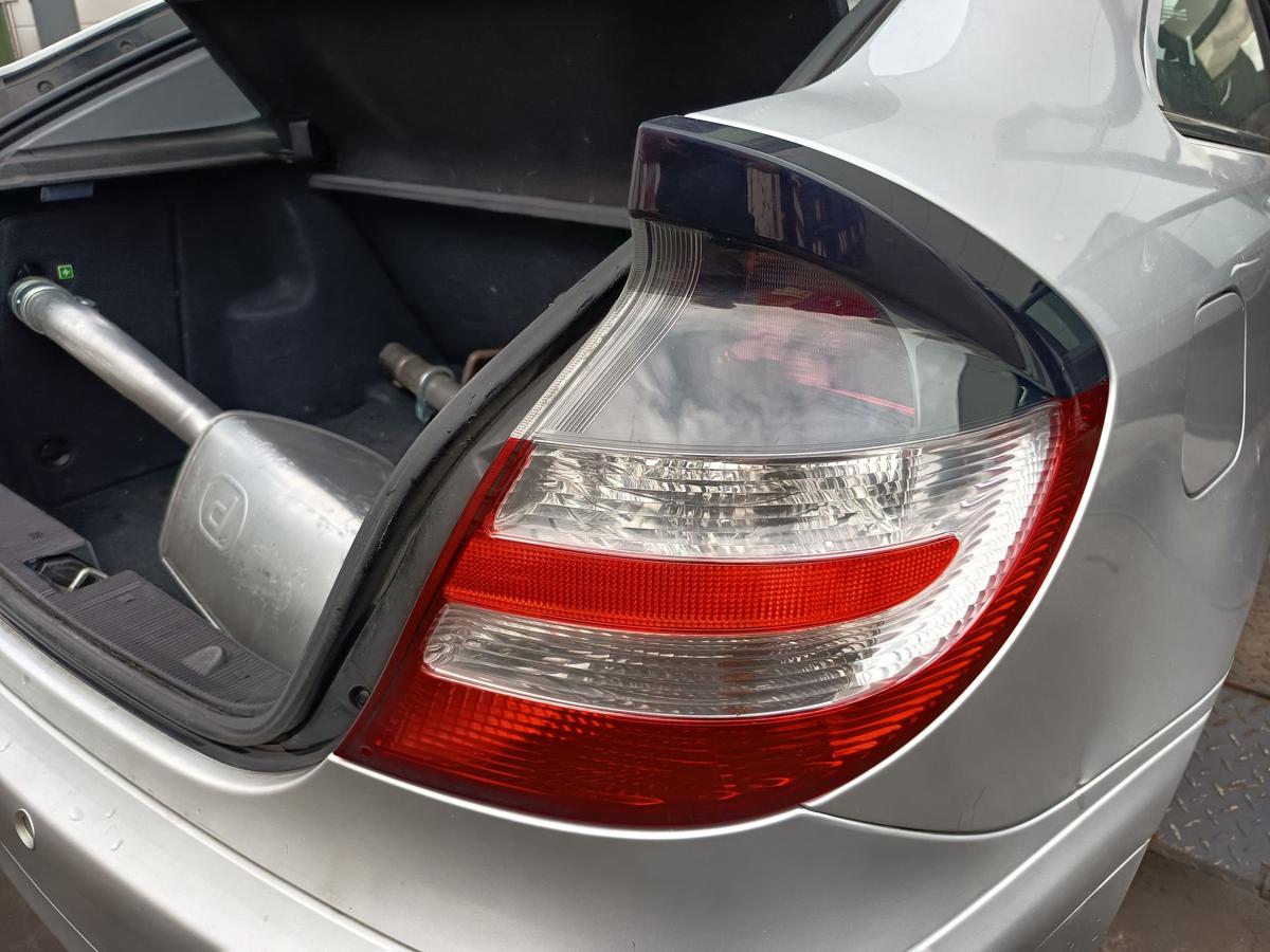 Mercedes CL203 original Mopf R&uuml;ckleuchte rechts Heckschlusslicht Bj 2003