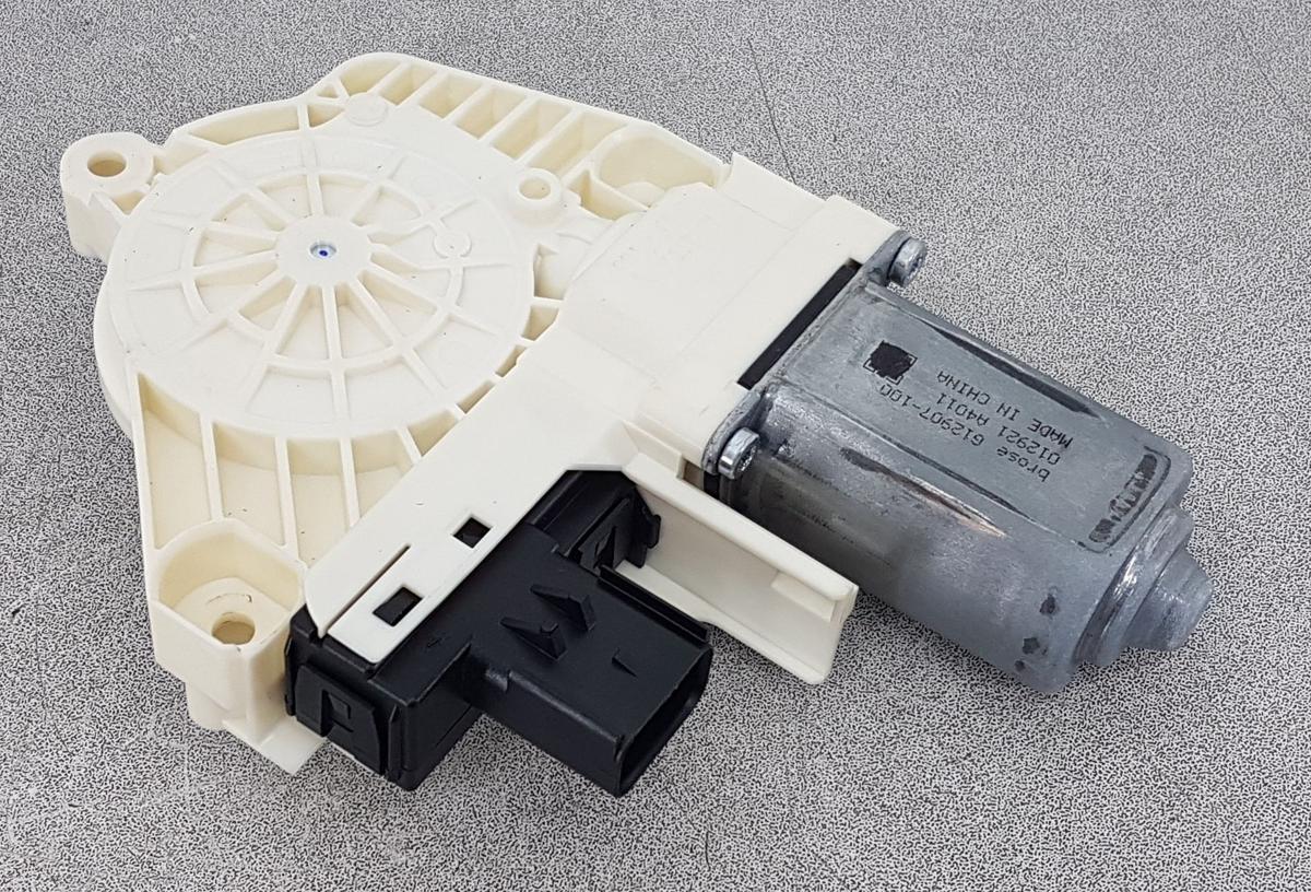 Tesla Model Y Fensterhebermotor hinten rechts Bj2022 G12907-100