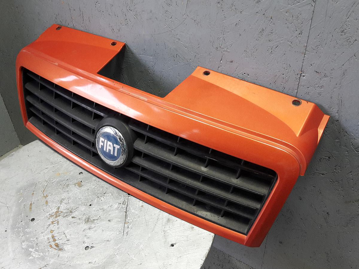 Fiat Doblo Kasten orig Kühlergrill Frontgrill LB2Z Goldorange met Bj 2007